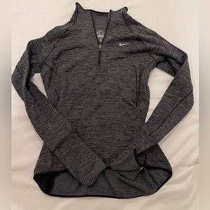 Nike Dri-Fit Pullover Small